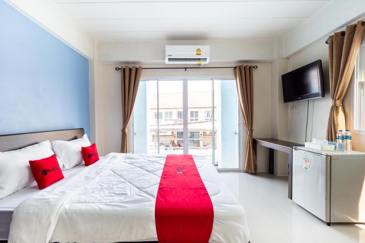 Si Fah At Bangsaen Hotel Ban Rong Khoei Exteriör bild
