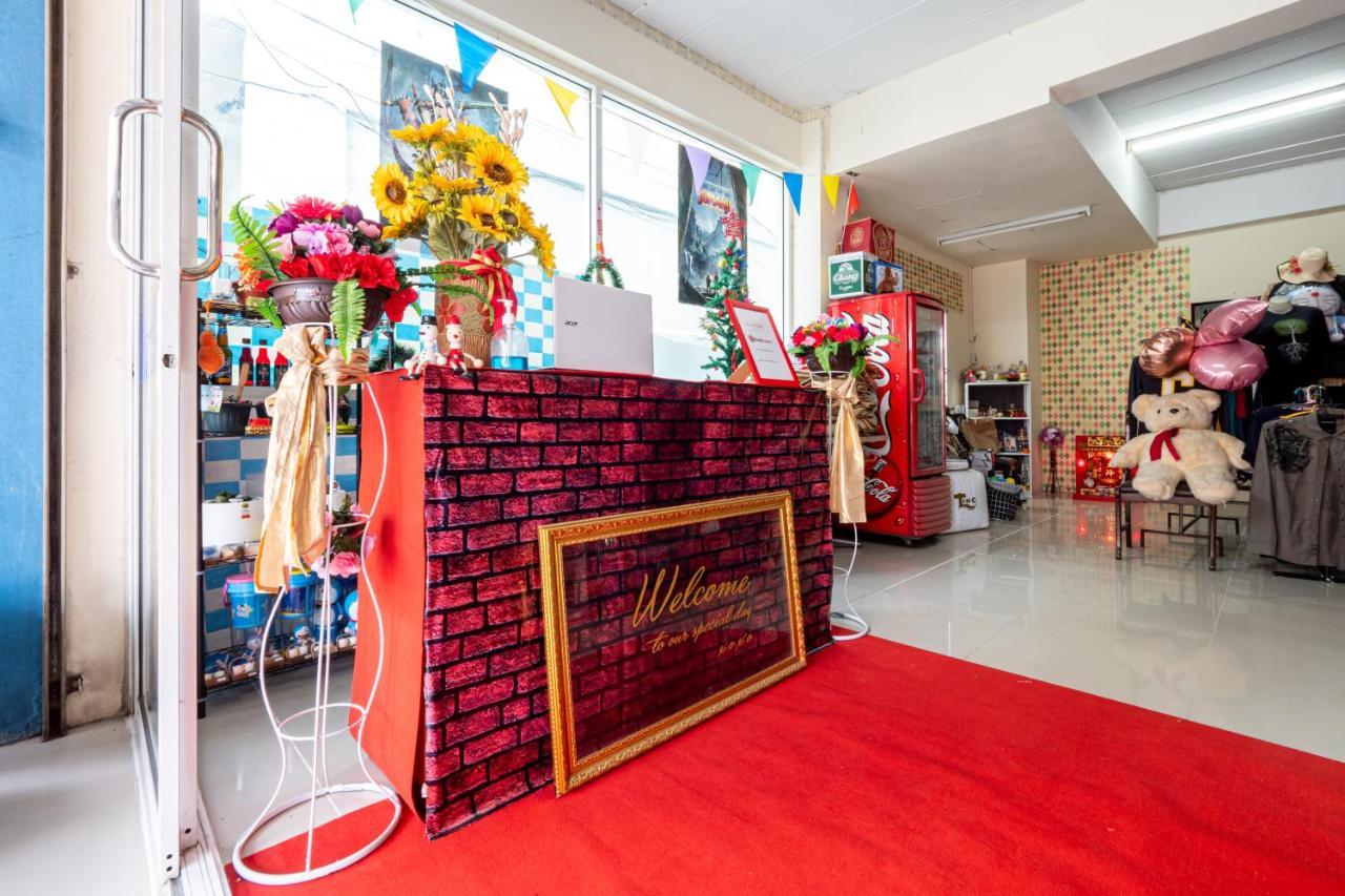 Si Fah At Bangsaen Hotel Ban Rong Khoei Exteriör bild