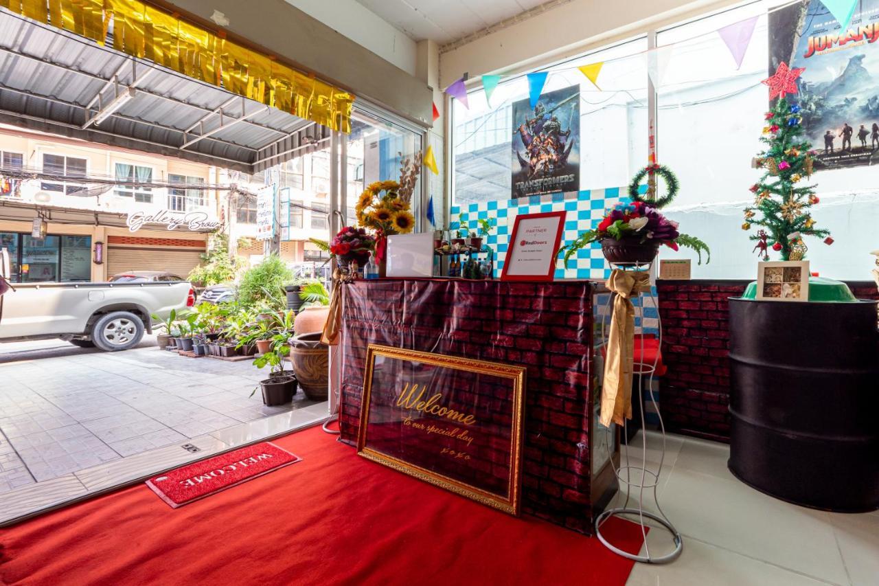 Si Fah At Bangsaen Hotel Ban Rong Khoei Exteriör bild